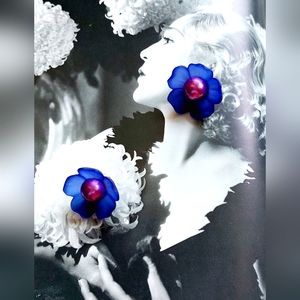 Vintage Clip-on Earrings Violet Purple Flowers 1980s 💜💜💜